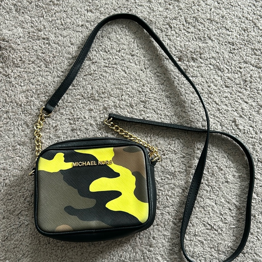 Michael Kors Camo crossbody